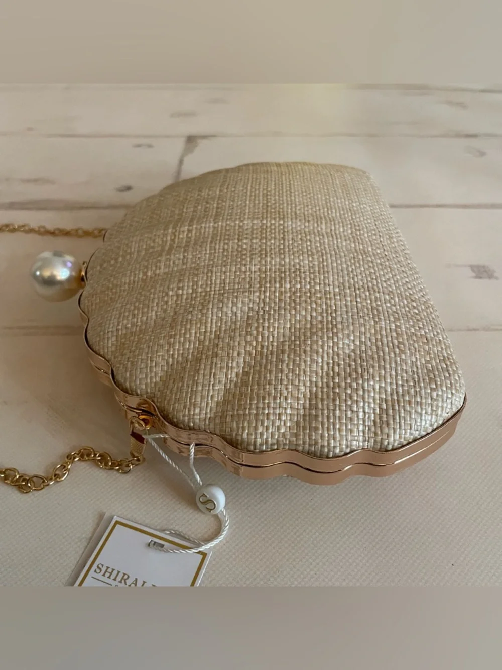 Shiraleah Ariel Minaudiere Seashell Clutch Neutral - Picture 7 of 10